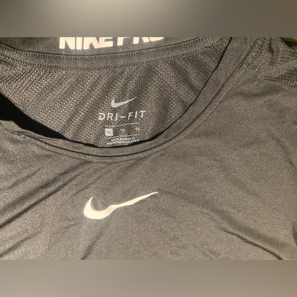 Nike workout tank - Picture 3 of 4